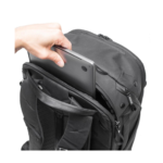 Peak Design Plecak podróżny 45 l — komora na laptopa